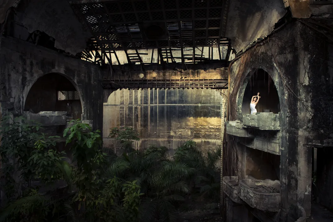 A ballerina in the Cuban National Ballet